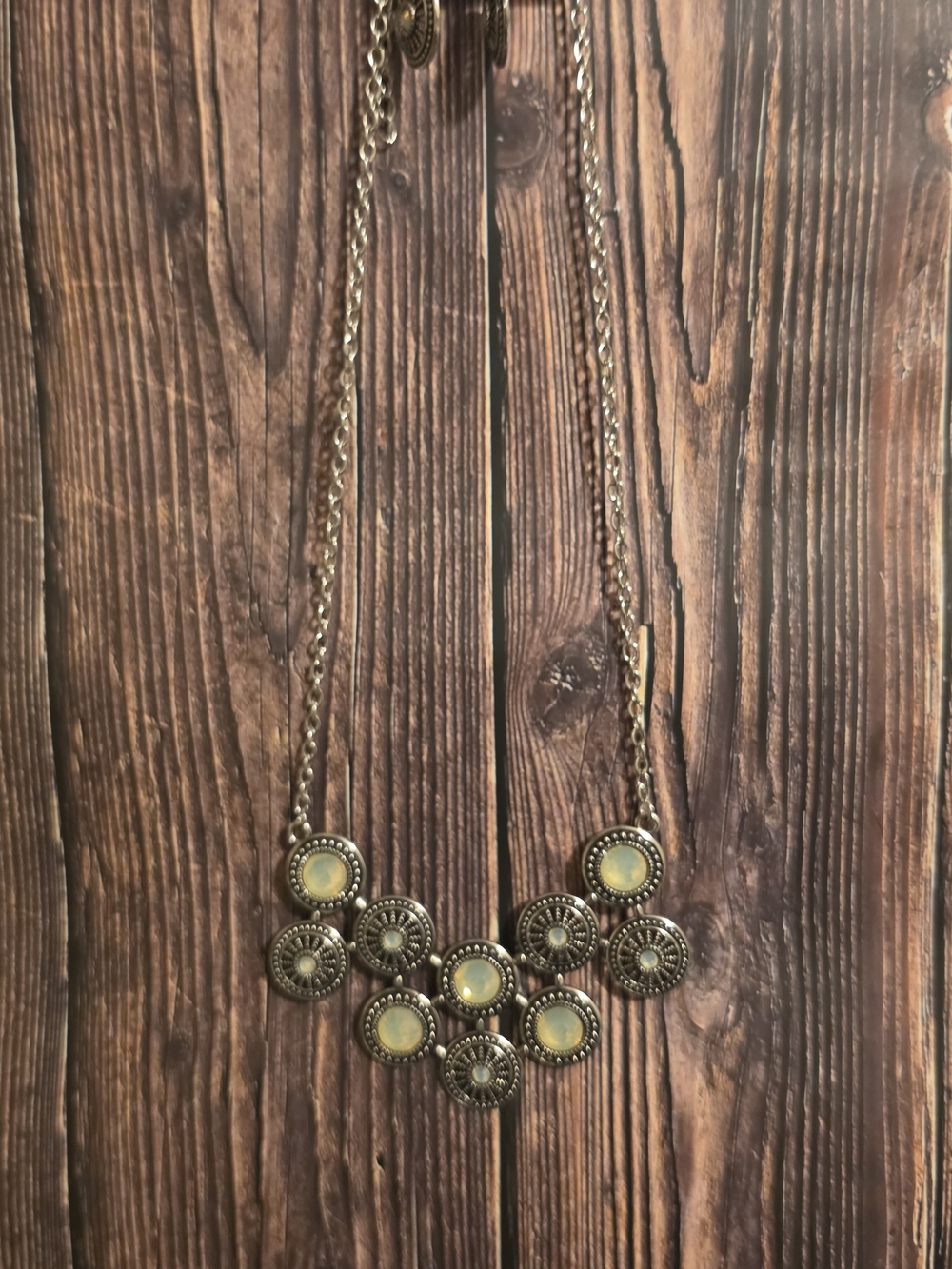 paparazzi Silver-Tone Opalescent Yellow Bezel Necklace - Picture 3 of 3